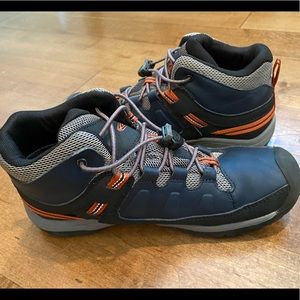 Keen waterproof hiking boots